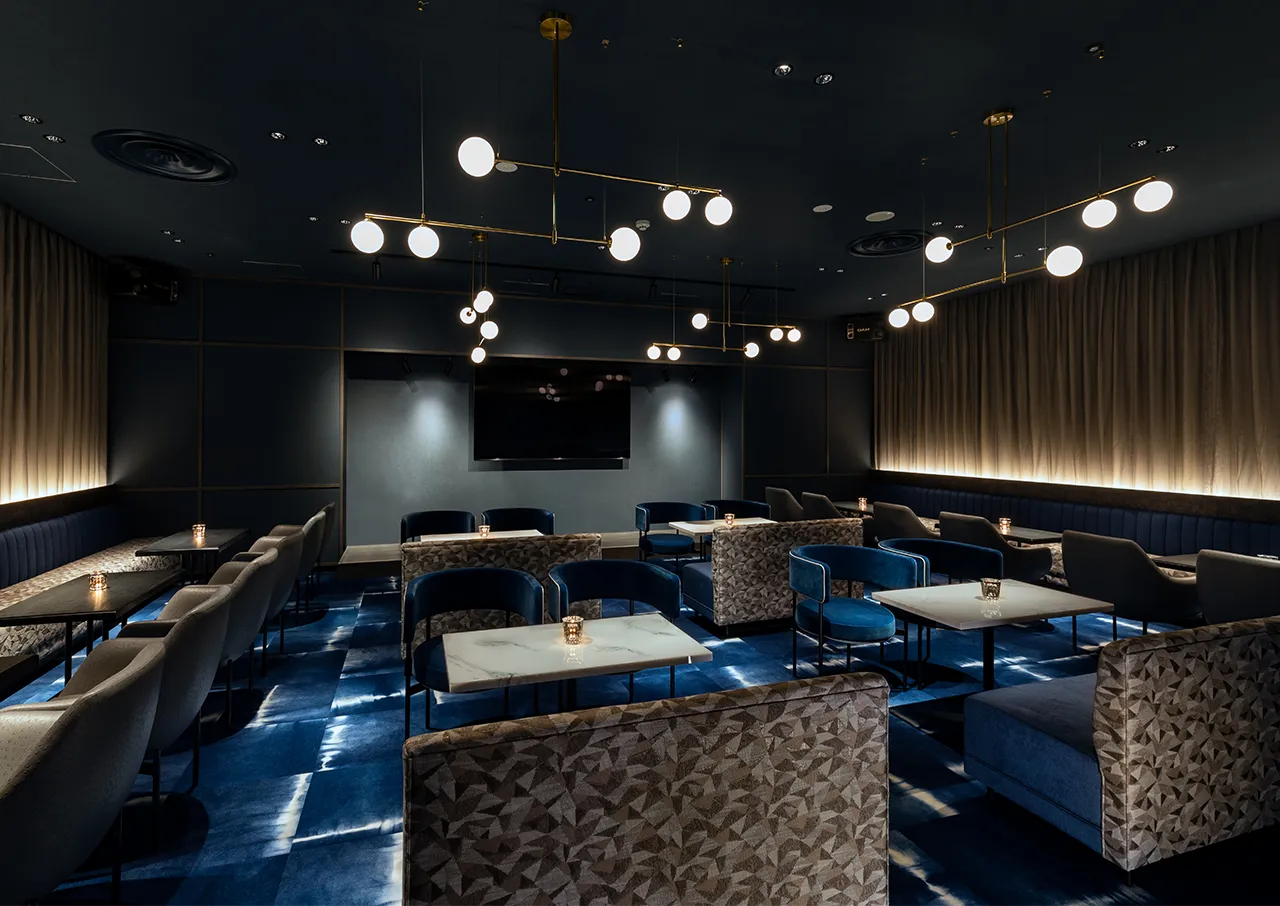 本館1階 クラブ ムーンリバー